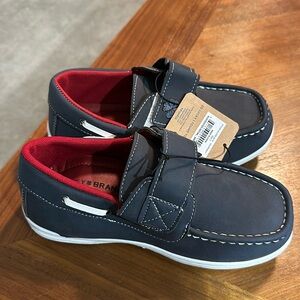 Lucky brand big boys boating shoes new